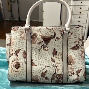GUESS White Pink Floral Print Medium Satchel Bag Handbag Purse